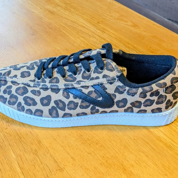 NWT Tretorn Nylite Plus Canvas Sneakers Shoes Leopard Animal Print Womens 9M - Picture 13 of 13